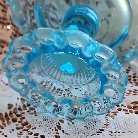 Westmoreland Ice Blue Glass Art Doric Lace Pedestal Dish - Picture 8 of 10